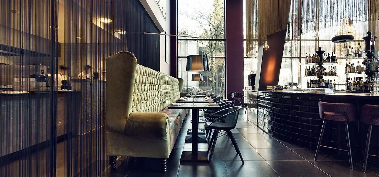 Inntel Hotels Art Eindhoven 4*,